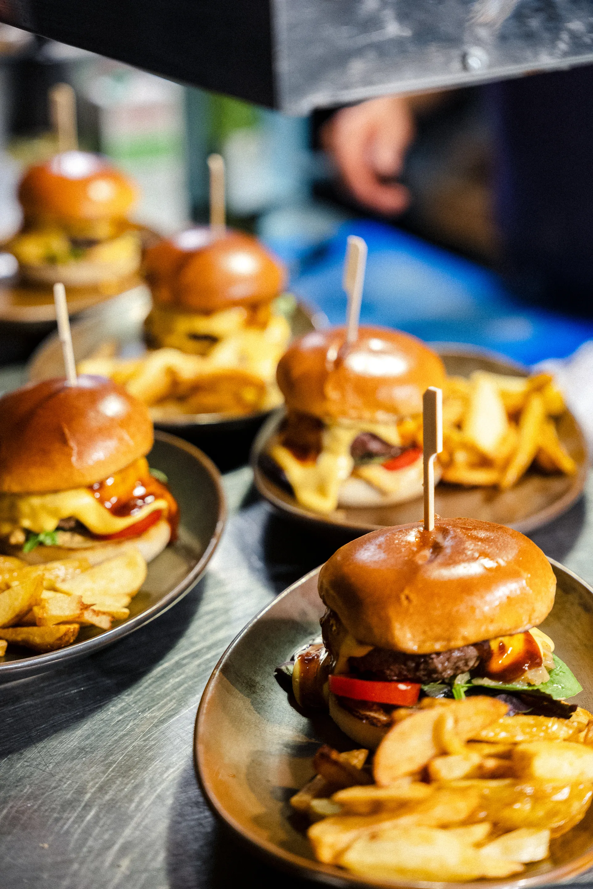 Burgers et frites maison - La Pergola